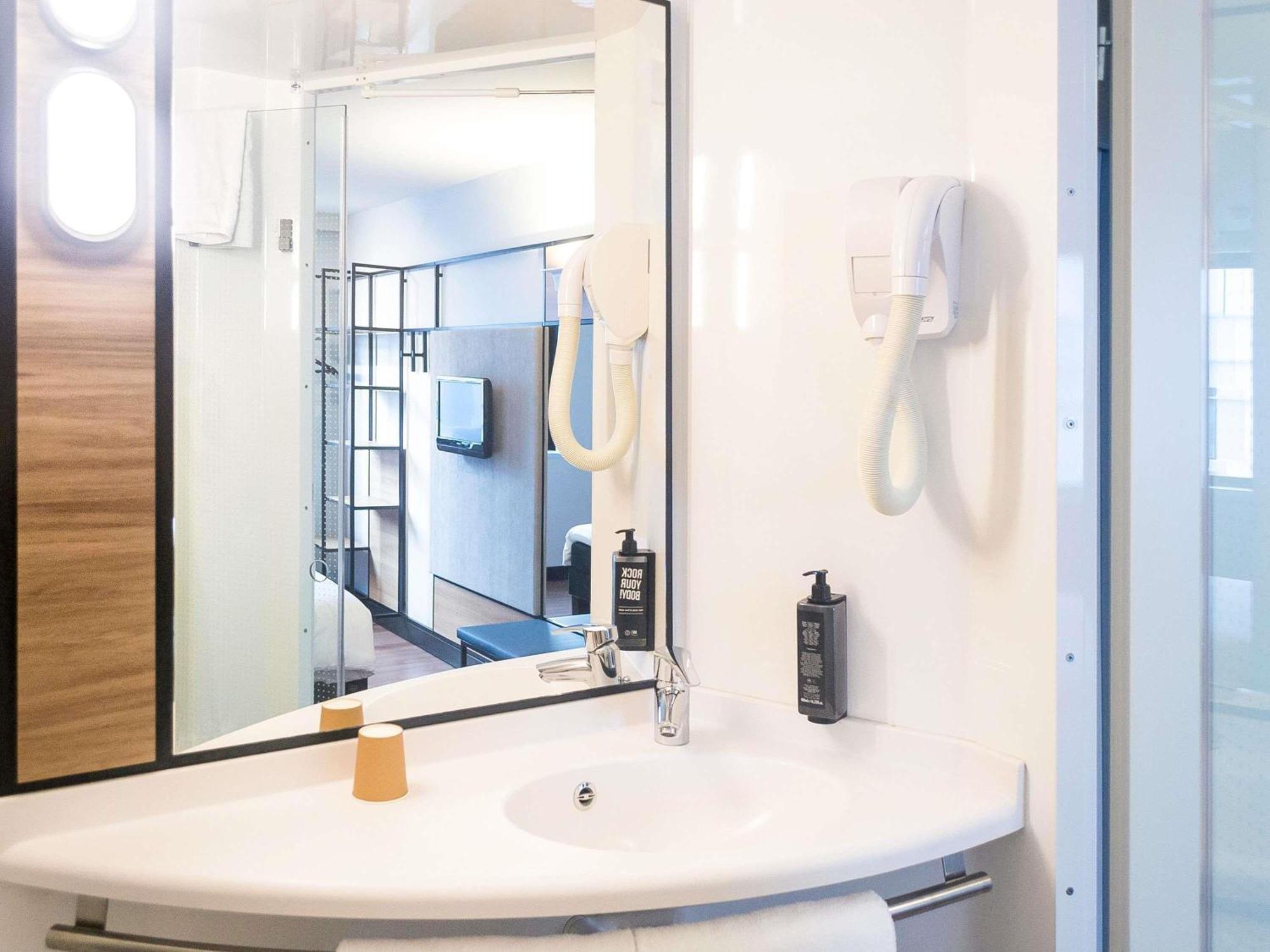 Standard Double Room Disability Access