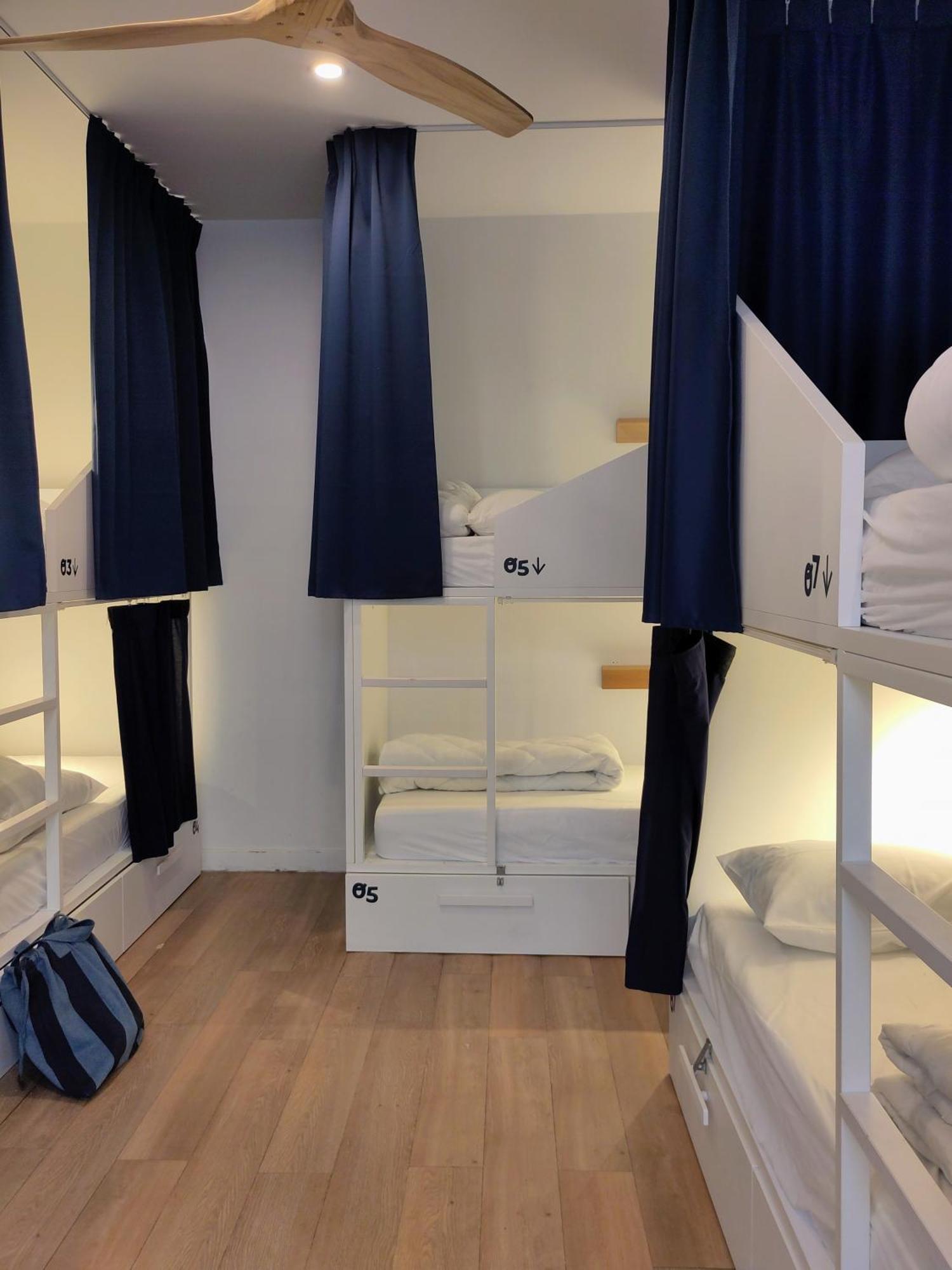 Bunk Bed 8-Bed Dormitory Room