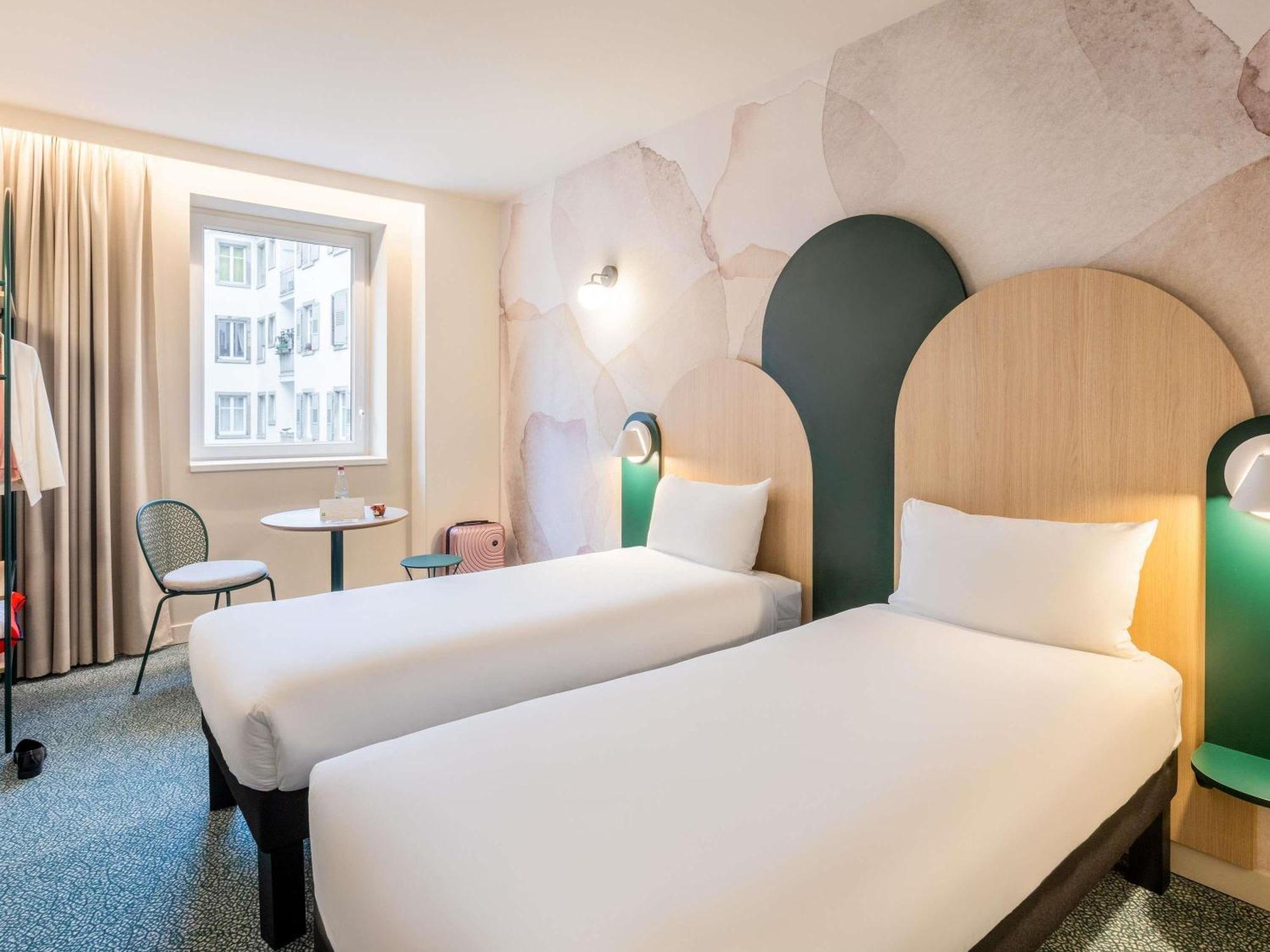 Standard Twin Room