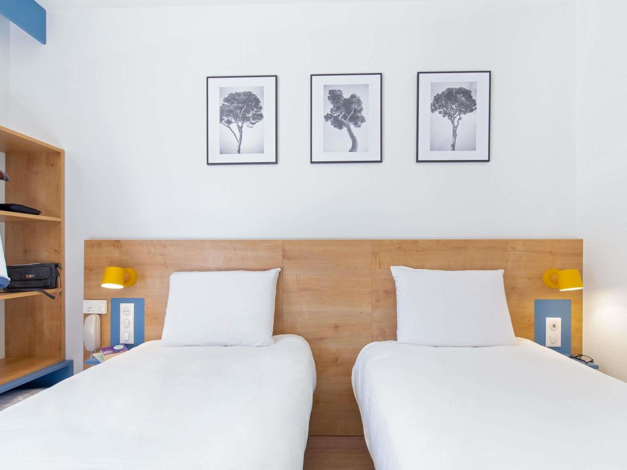 Standard Twin Room