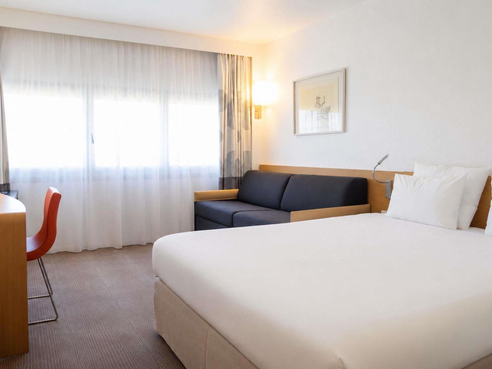 Classic Double Room Double Sofa Bed
