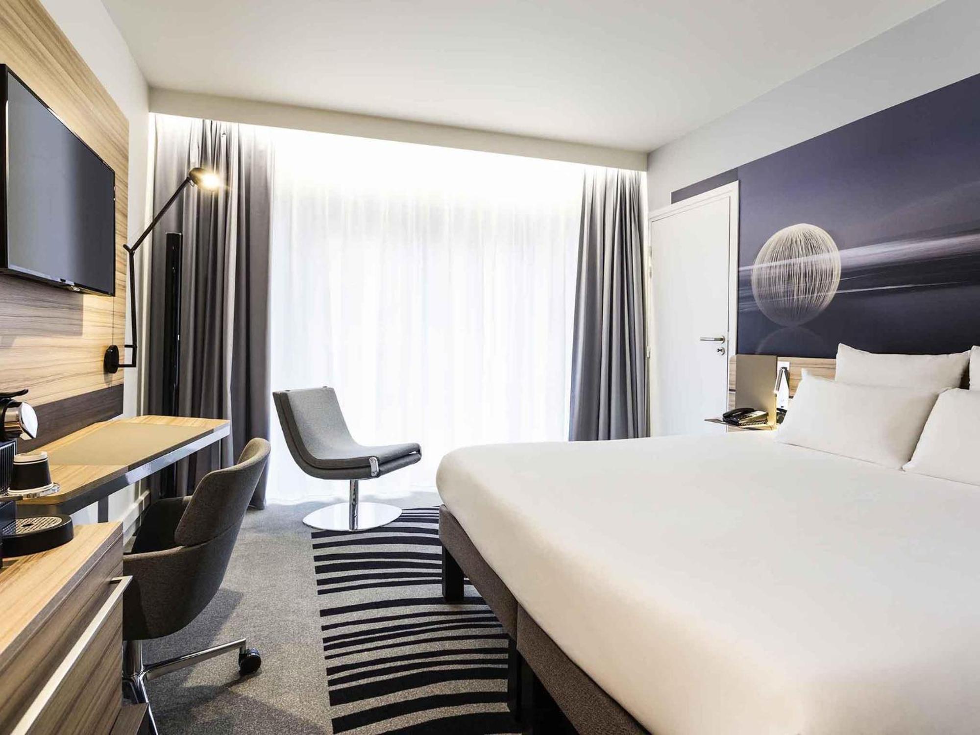 Executive Queen Room