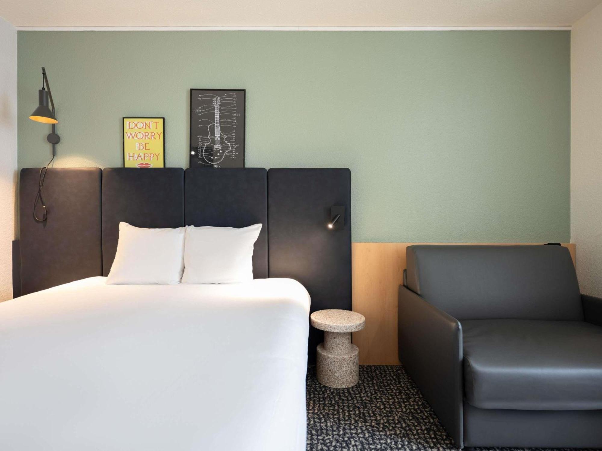 Standard Double Room Sofa