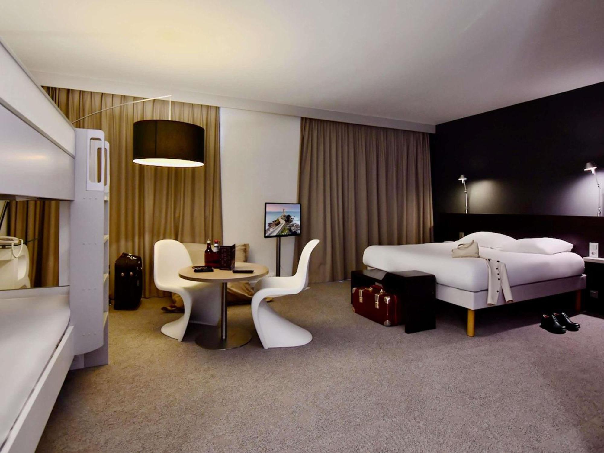 Junior Suite One Double Bed Two Single Beds