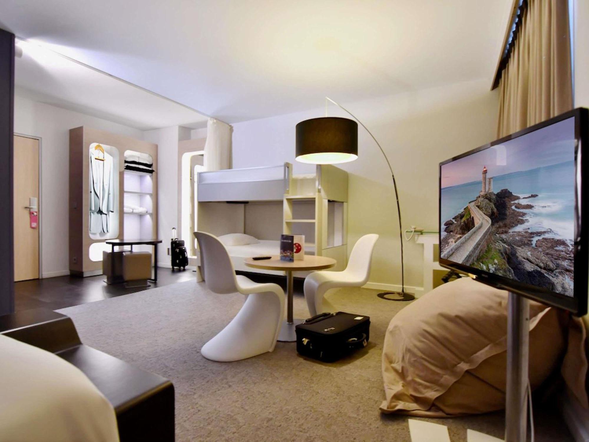Junior Suite One Double Bed Two Single Beds