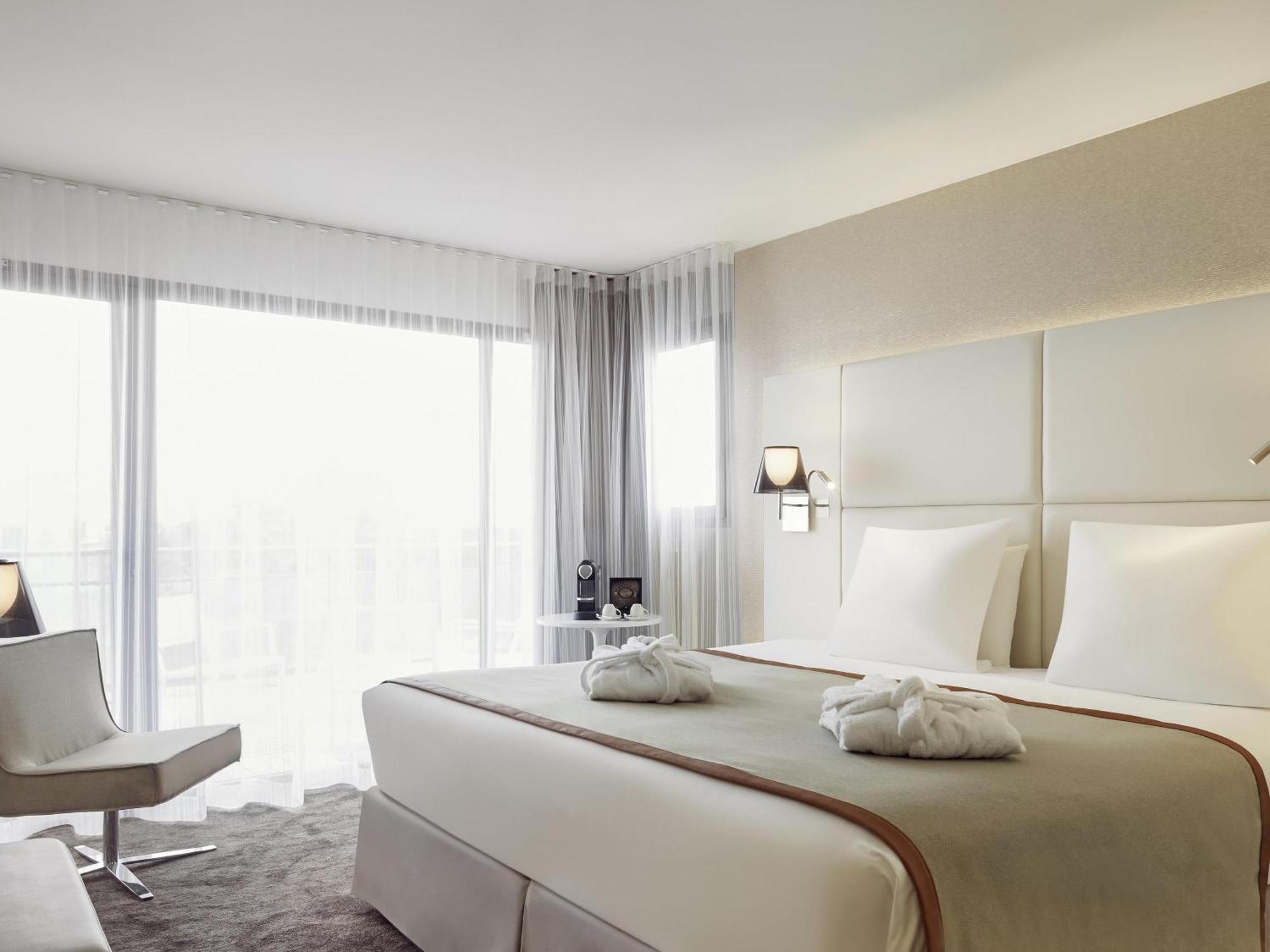 Classic Double Room with Balcony