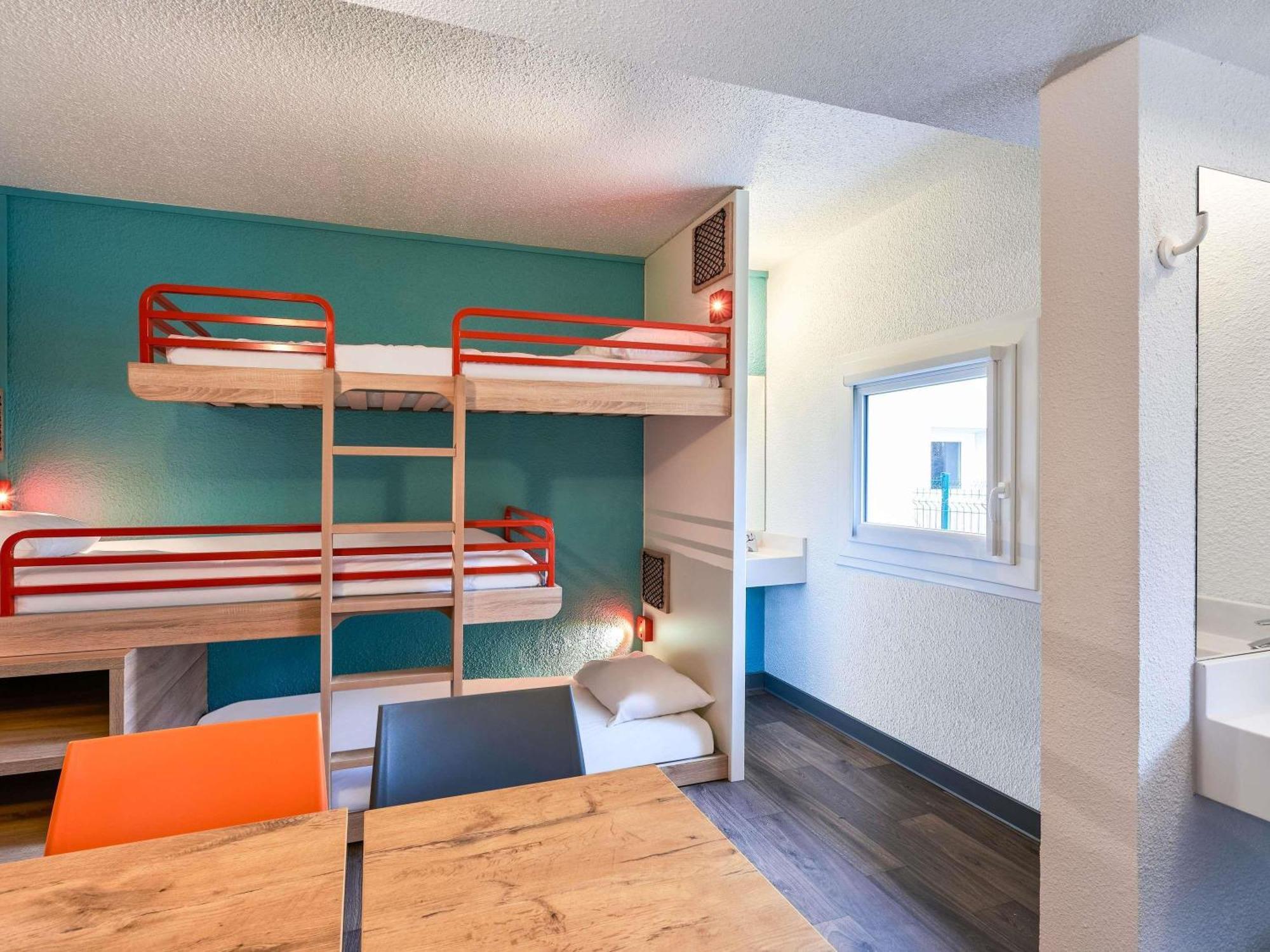 Combi Room