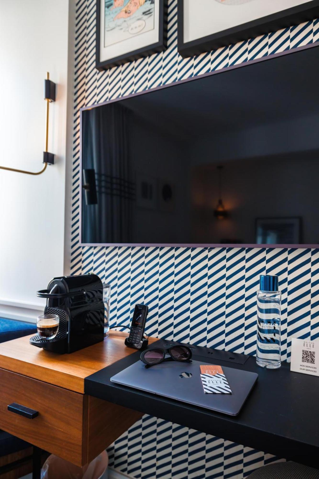 Petite Marinière Room