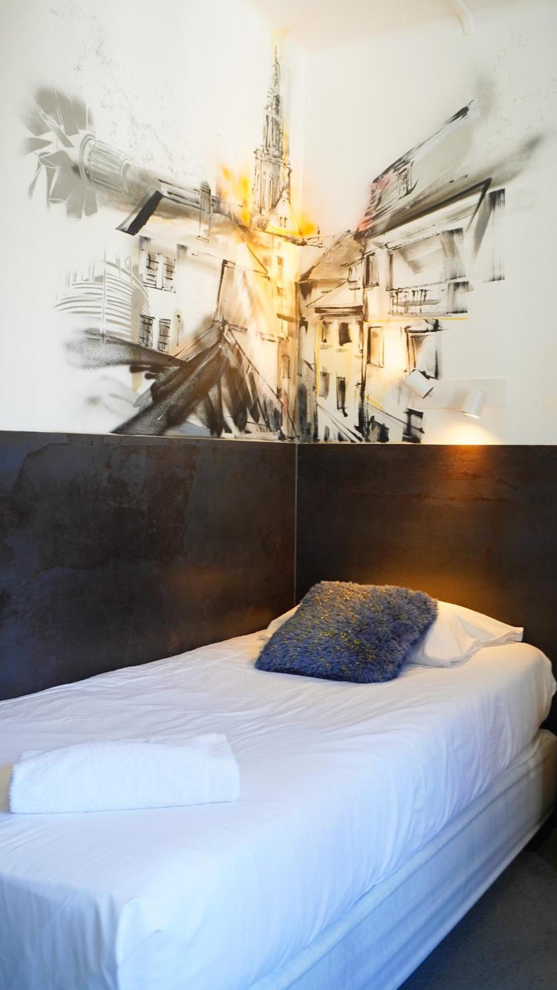 Classic Single Room