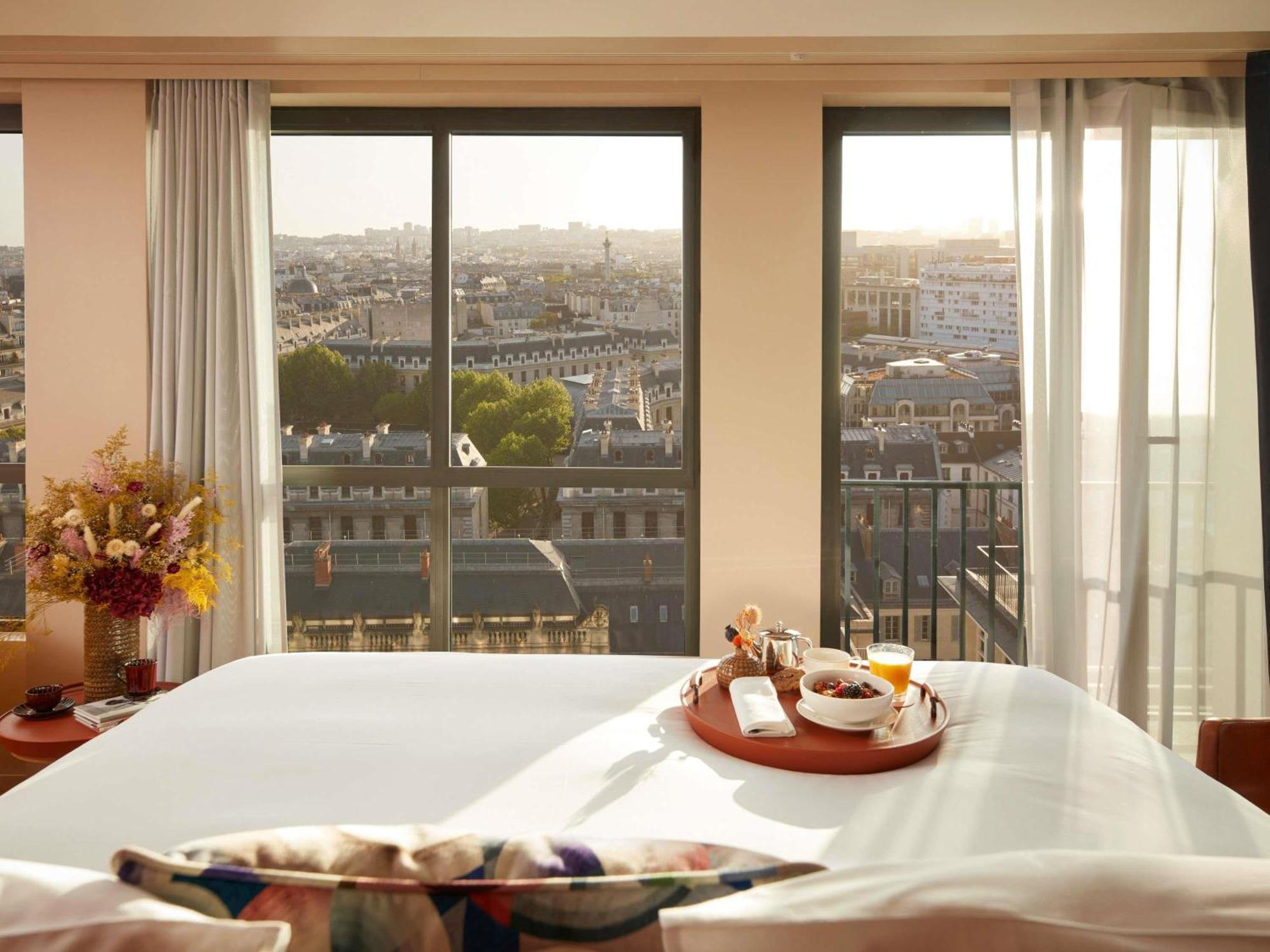 Junior Suite Monolocale con Balcone - Vista Parigi