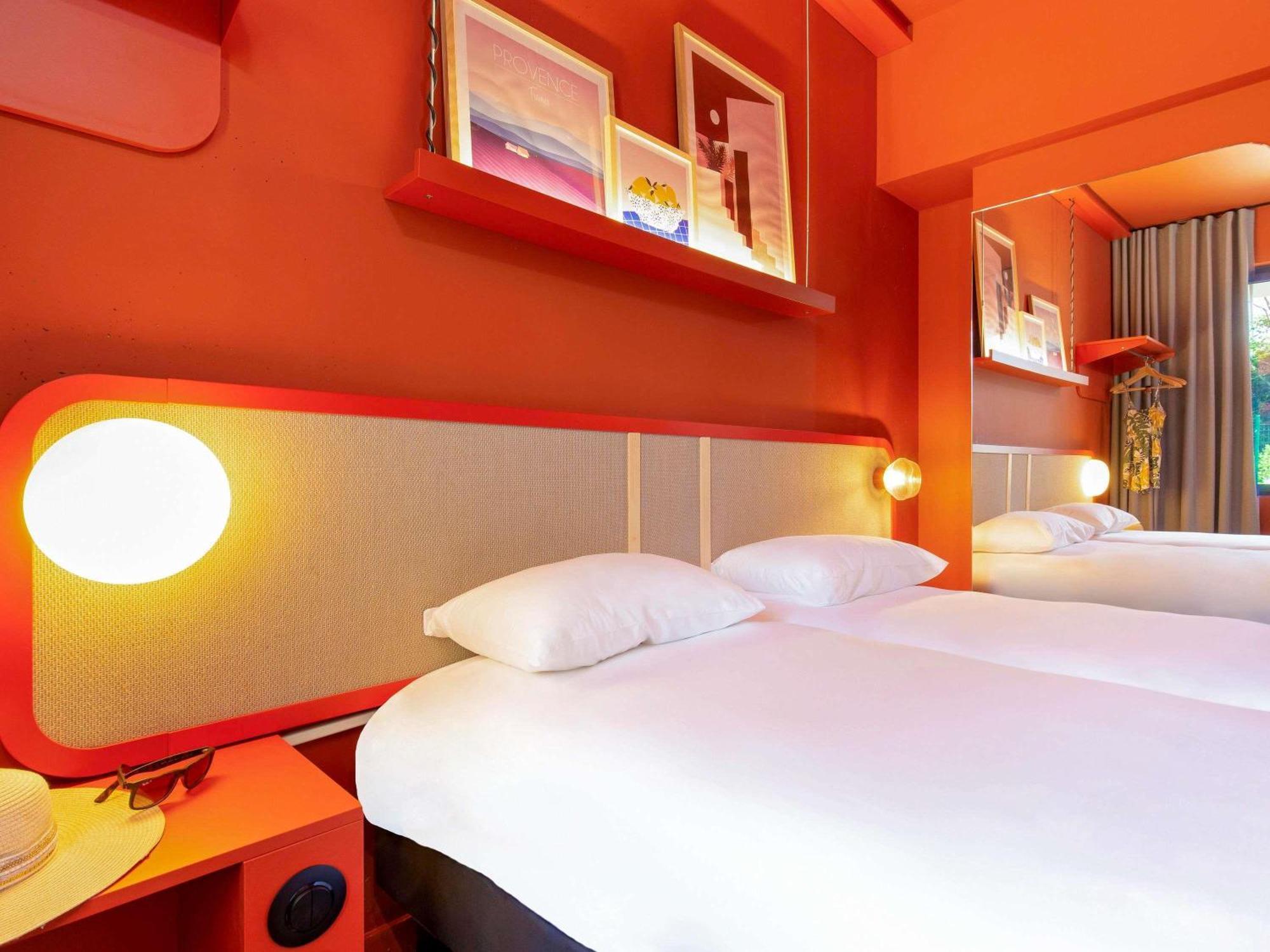 Standard Room Two Single Beds