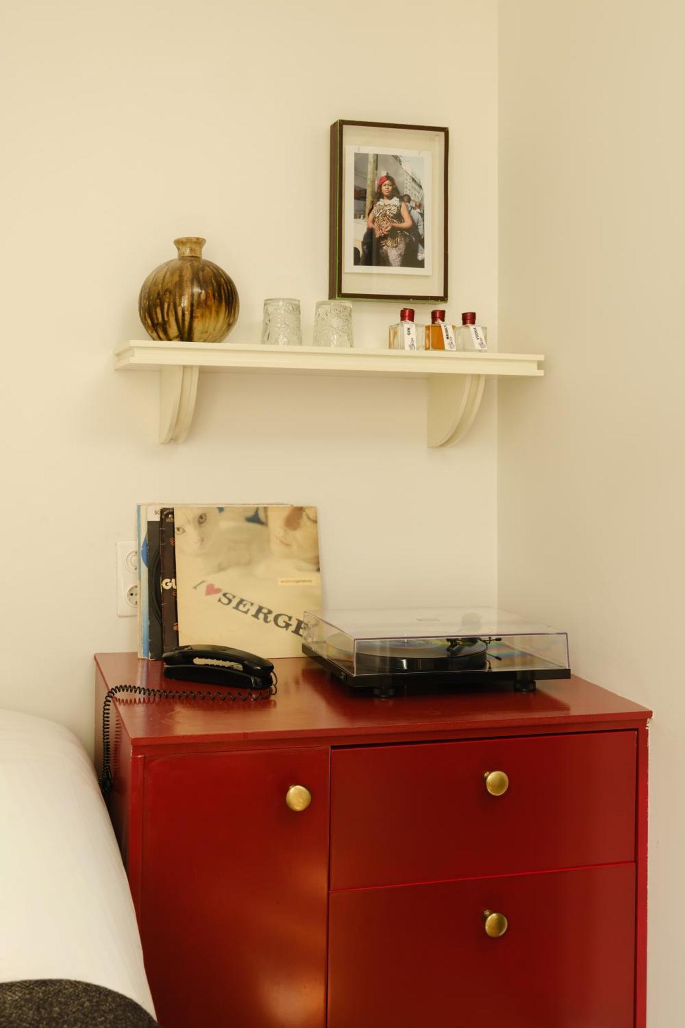Standard Room "Pigalle 12"