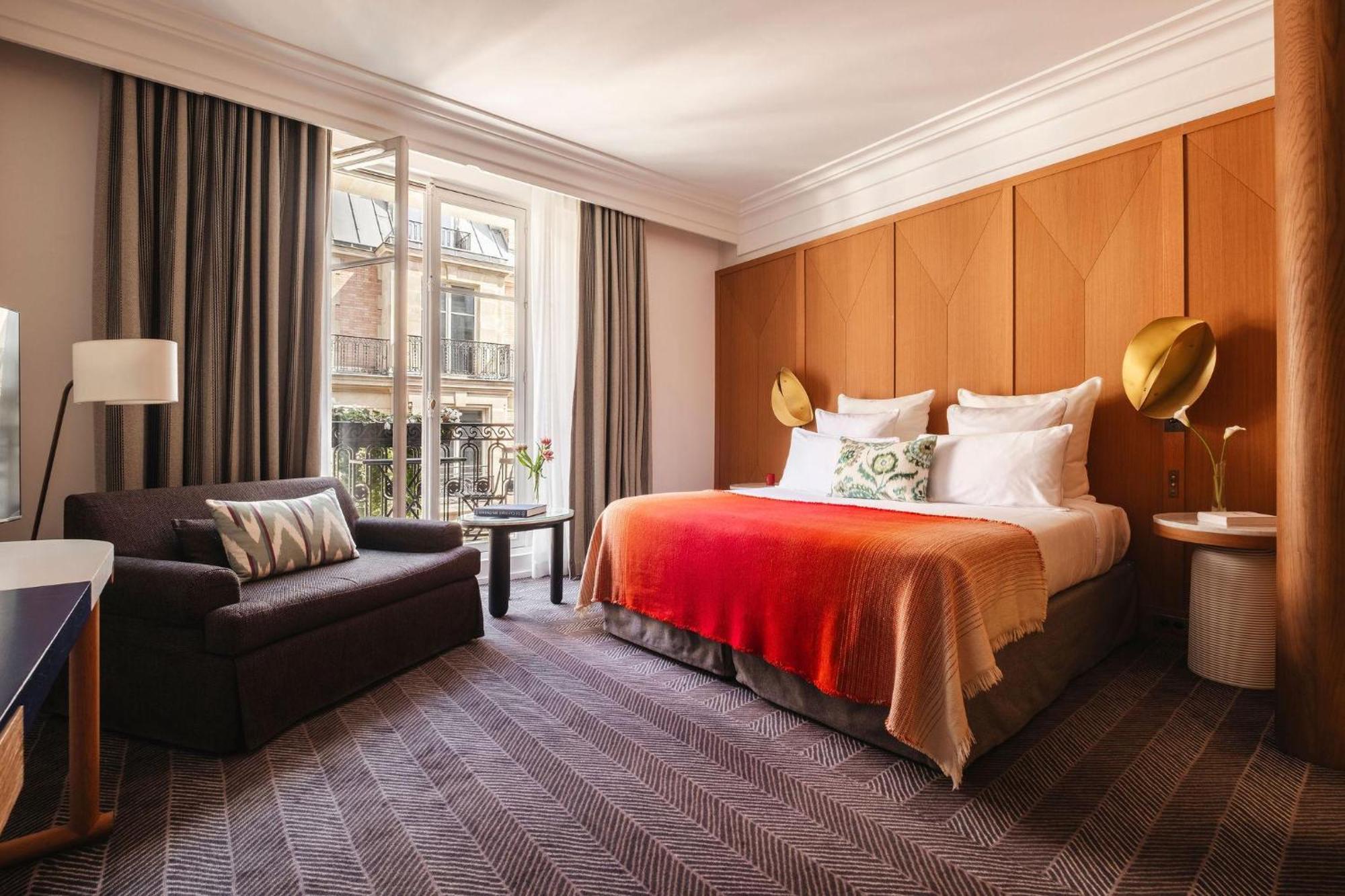 Prestige Room