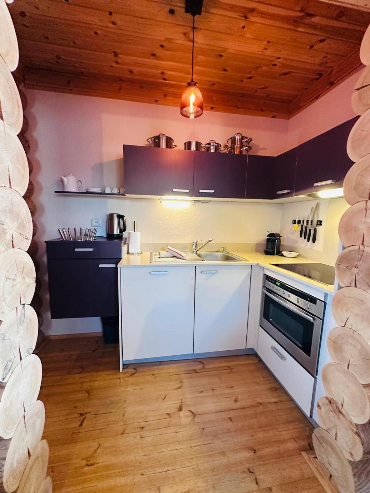 2-Bedrooms Apartment terrace 2 Shower Rooms