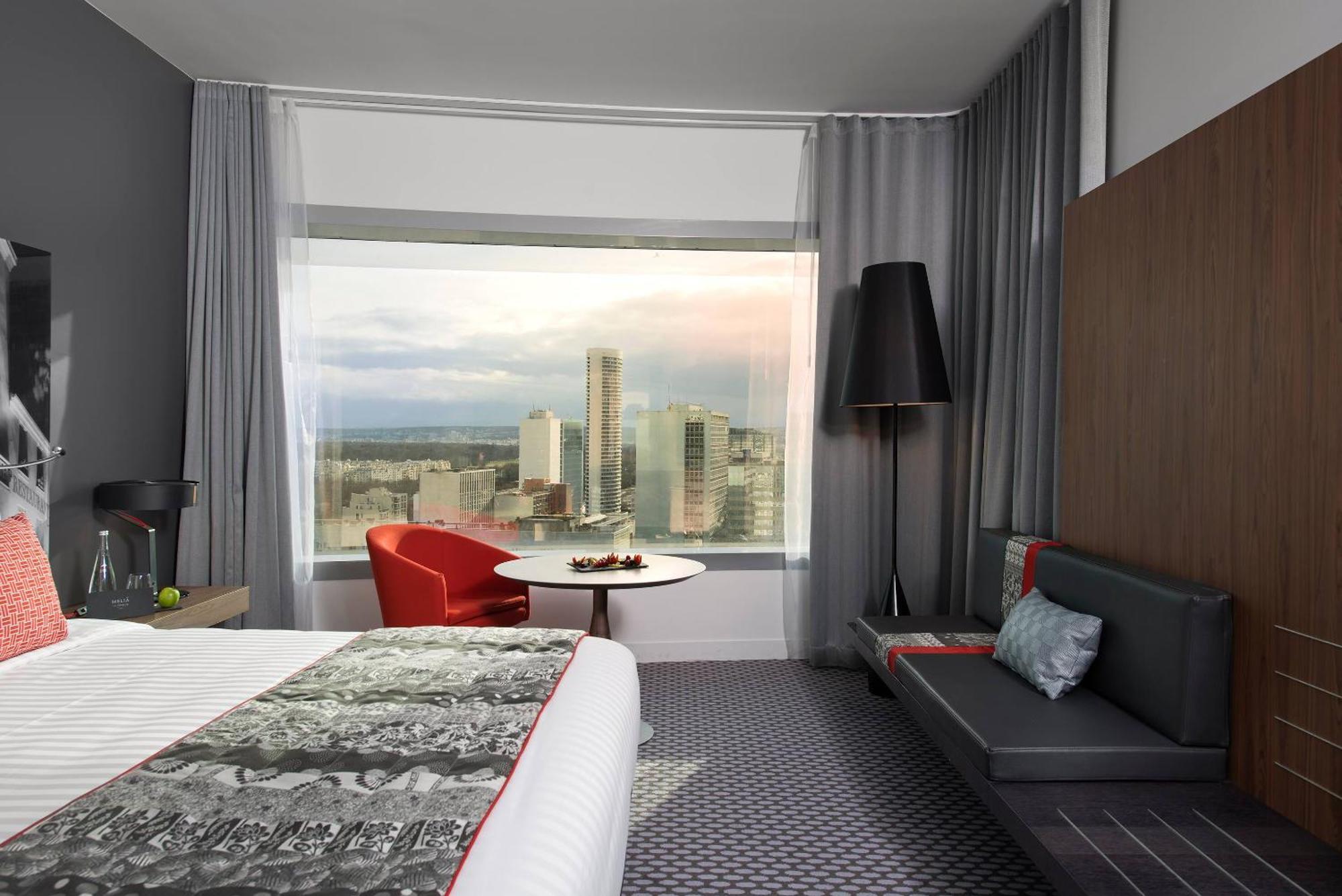 The Level Premium Room Tour Eiffel View Lounge Access