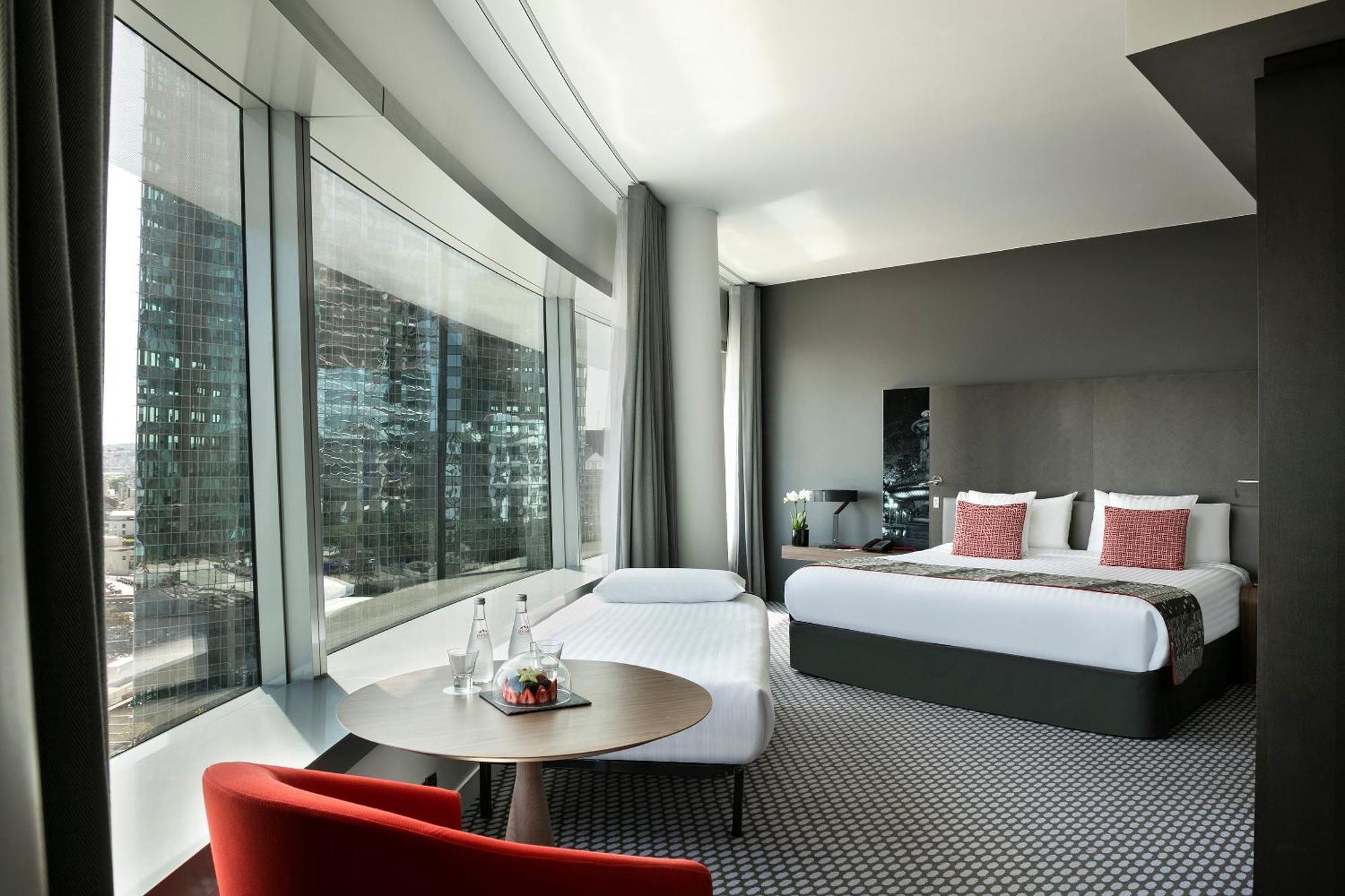 The Level Grand Premium Tour Eiffel View Lounge Access