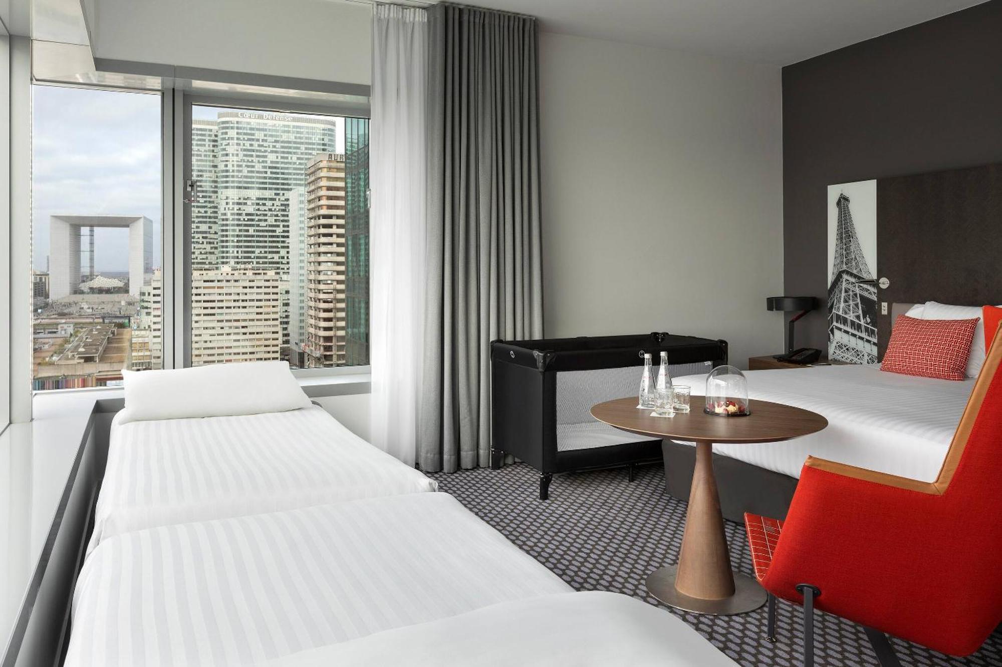 The Level Junior Suite Panoramic View Lounge Access