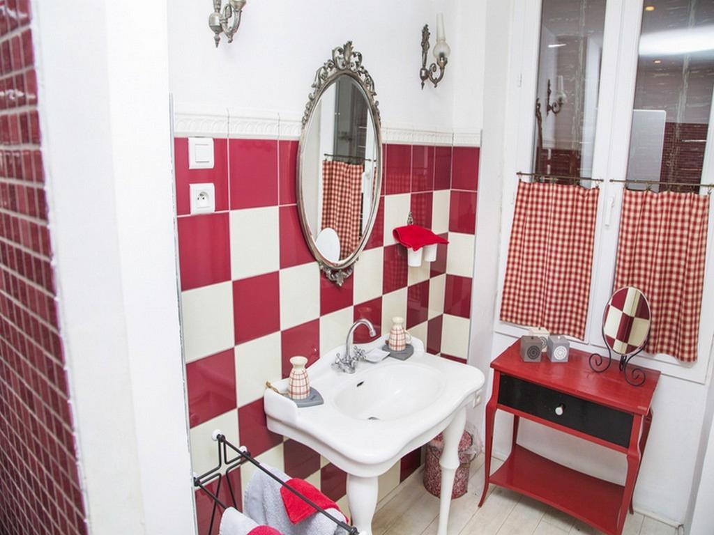 Large Double Room,1596900648:JPEG