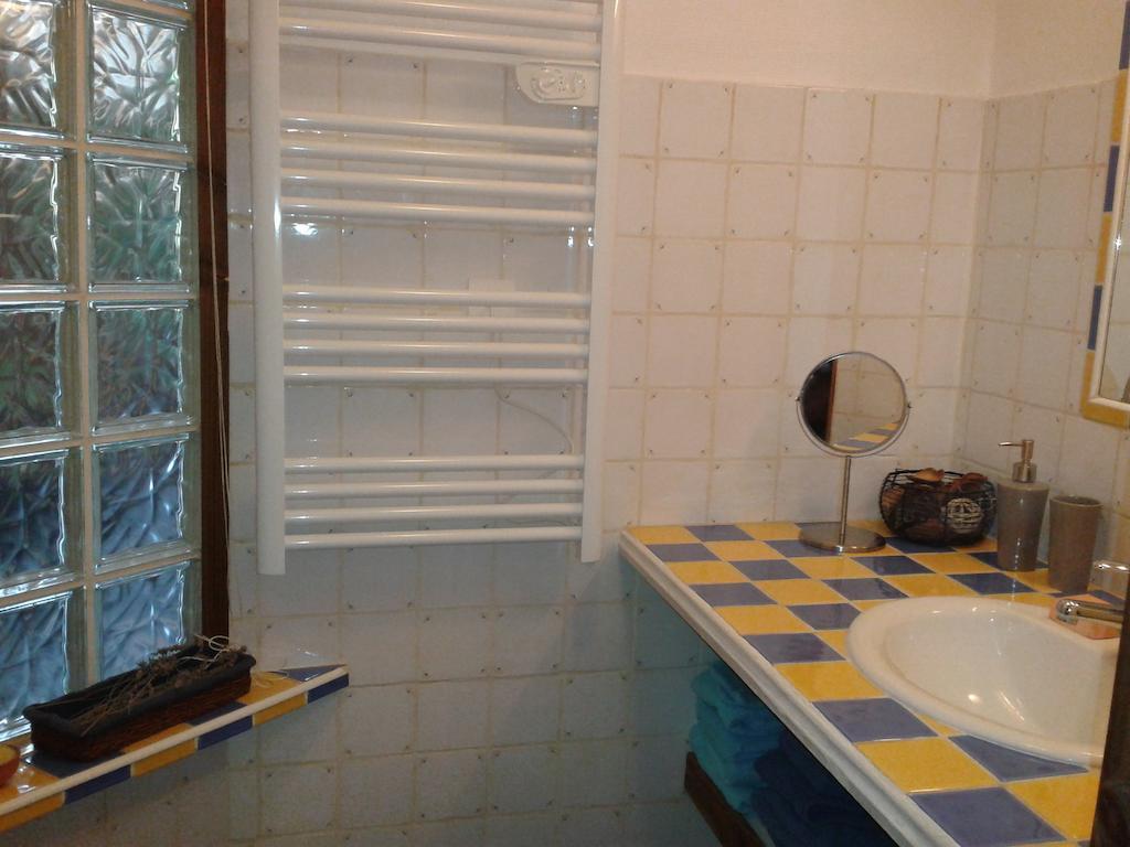 Wooden Caravan Patio,534704757:JPEG