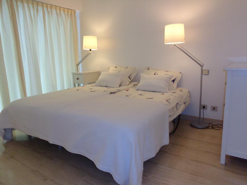 Club Twin Room,1584560676:JPEG