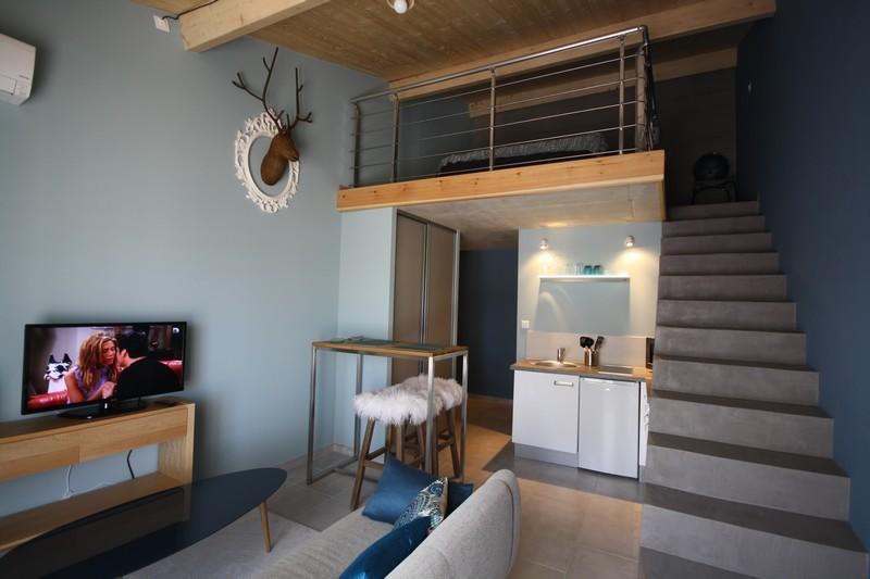 Estudio con terraza
