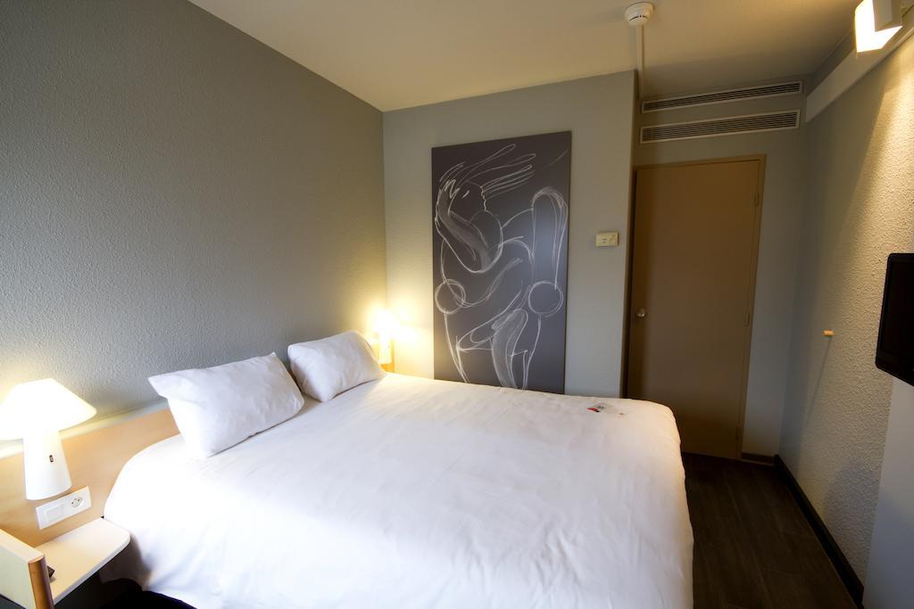 Standard Double Room,244160313:JPEG