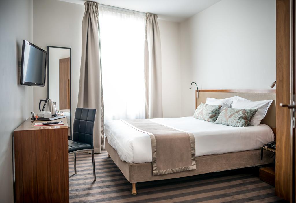 Quarto Duplo Standard