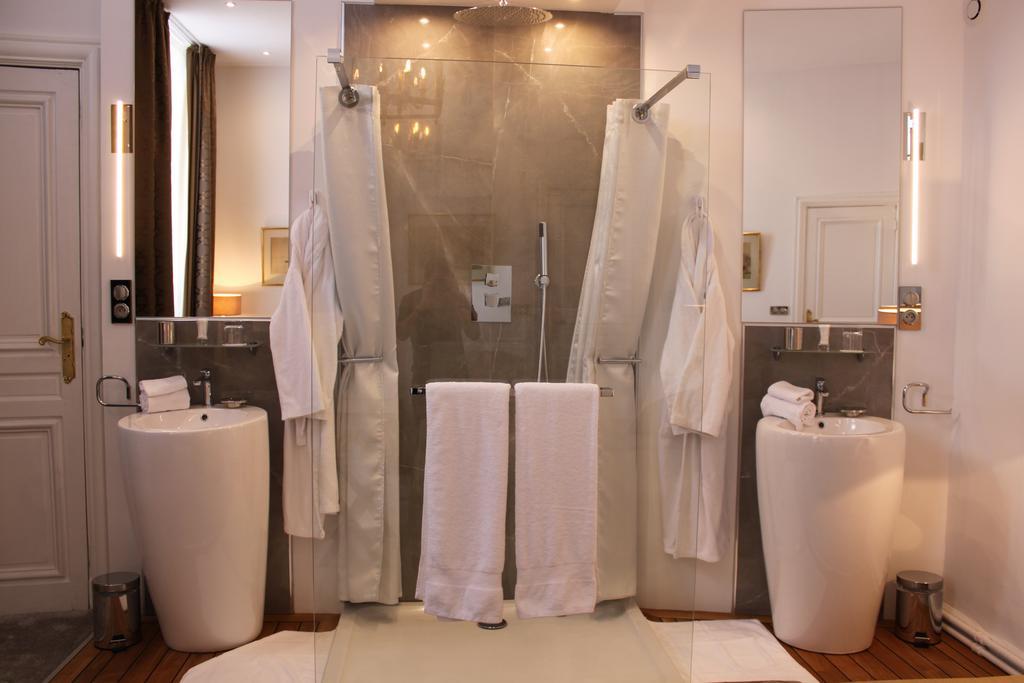Luxury Twin Room