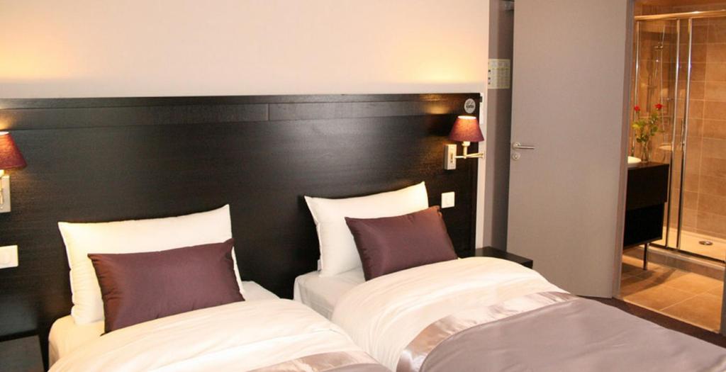 Priviledge Room