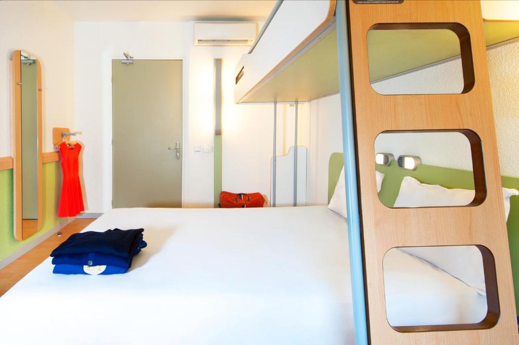 Triple Room,1730031826:JPEG