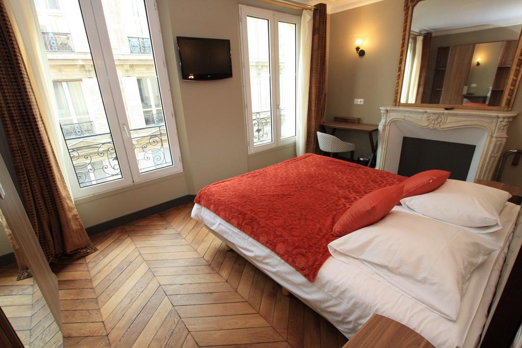 Double Room,318346105:JPEG