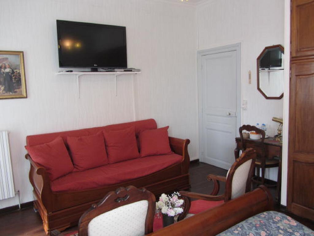 Double Room Private Bathroom