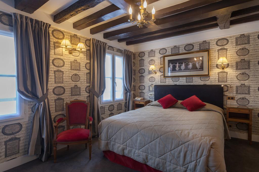Deluxe Double Room,644729412:JPEG
