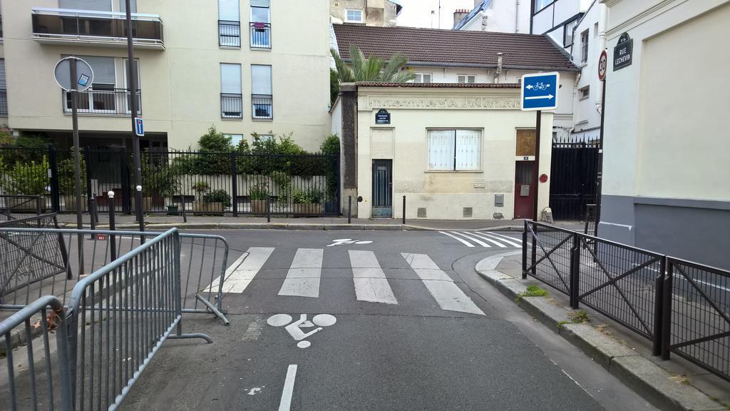 Double Room,857733557:JPEG