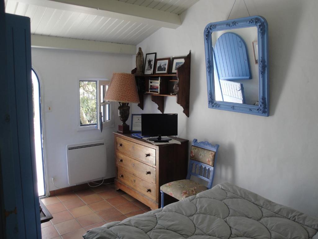 Superior Double Room Port View