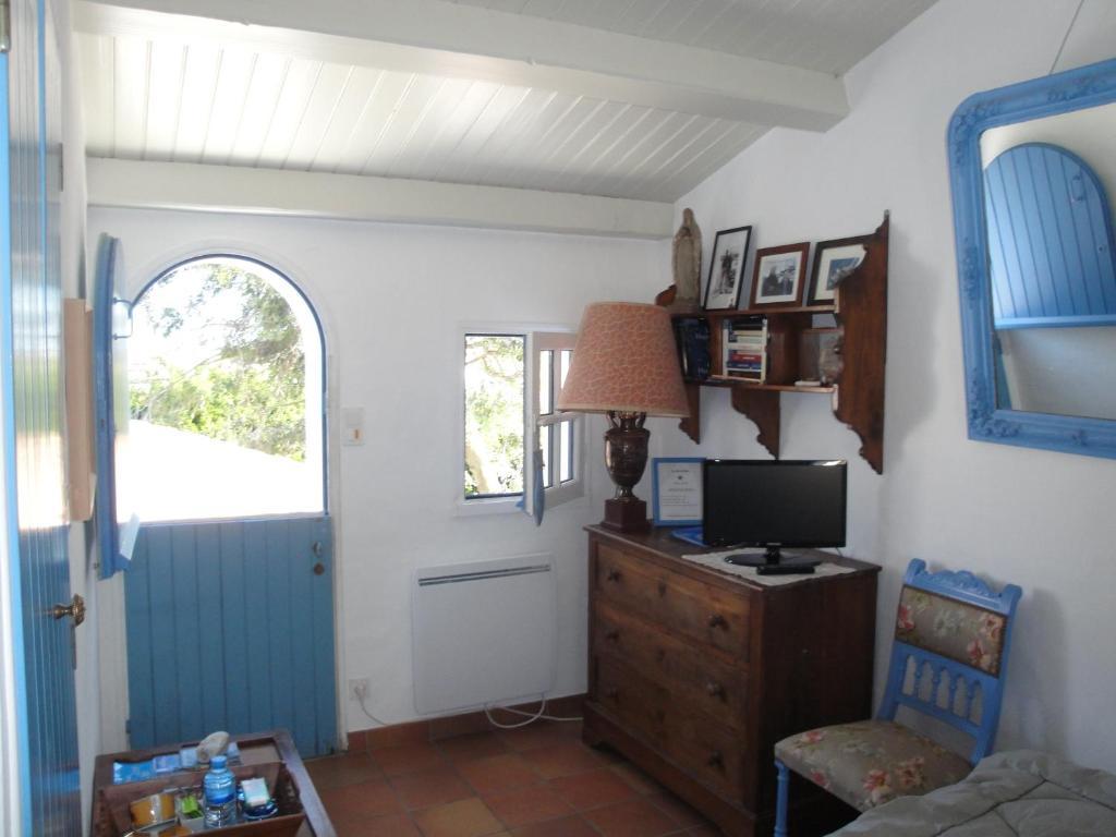Superior Double Room Port View