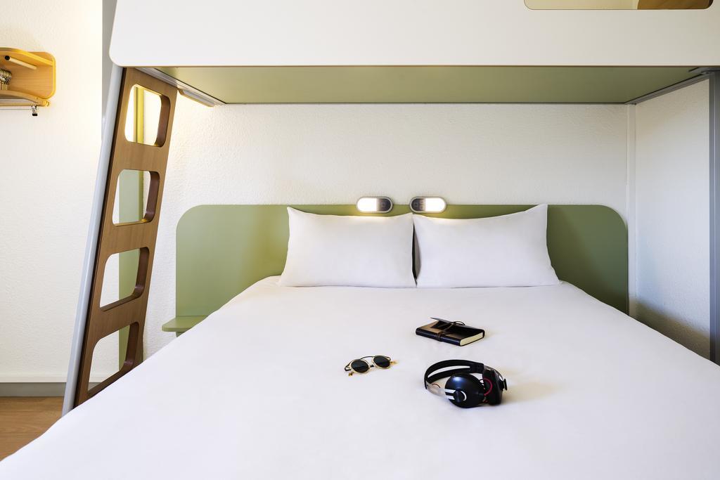 Triple Room with One Double Bed and One Bunk Bed,342466972:JPEG