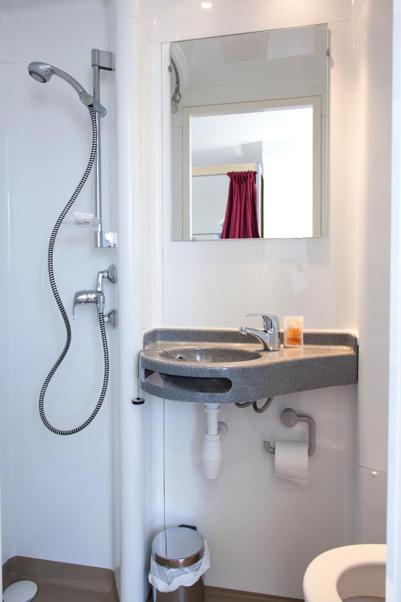 Bed in 4-Bed Dormitory Room with Private Bathroom,688420428:JPEG