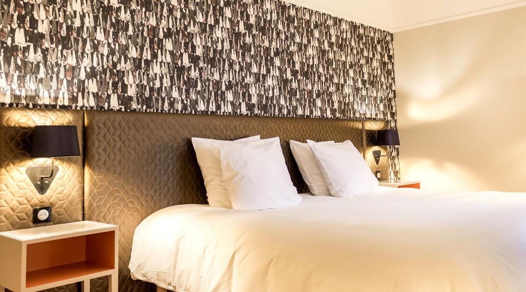 Two Connecting Double Rooms,379892551:JPEG