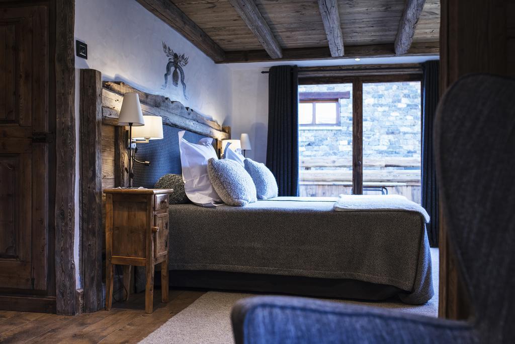 Luxury Suite,396614133:JPEG