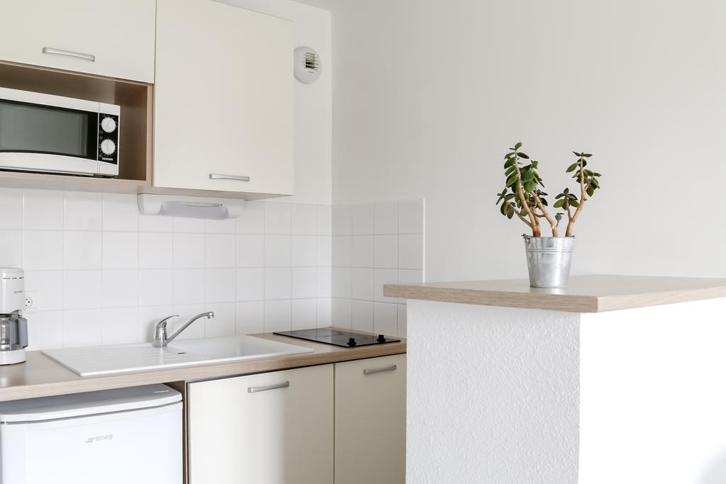 One Bedroom Apartment,397308012:JPEG