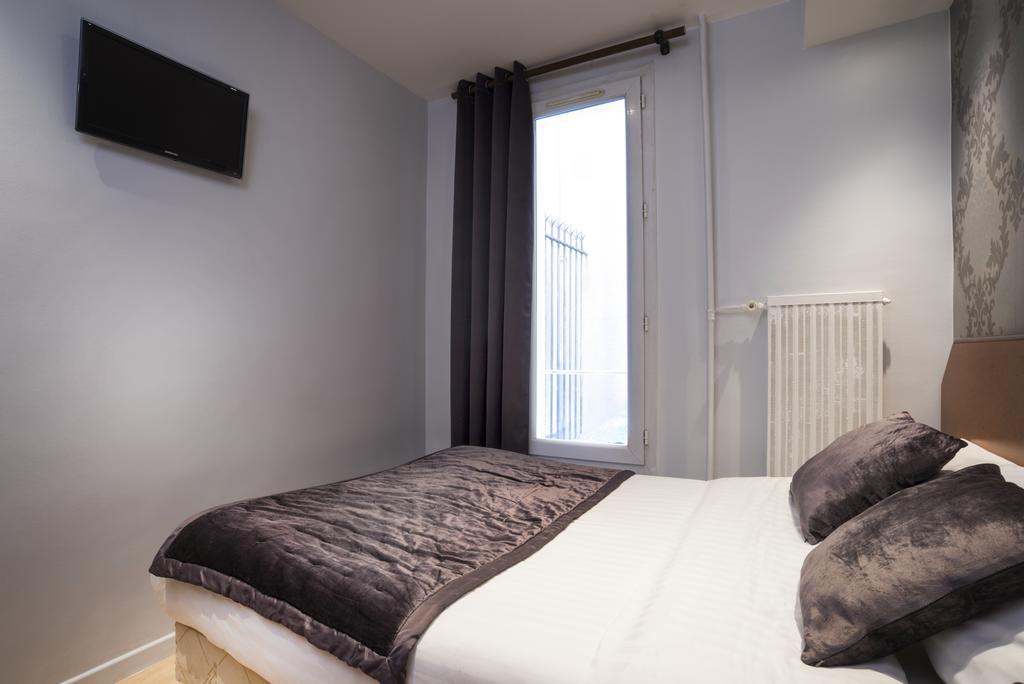 Single Room,398604783:JPEG