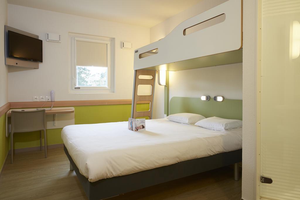 Standard Triple Room,1717110558:JPEG
