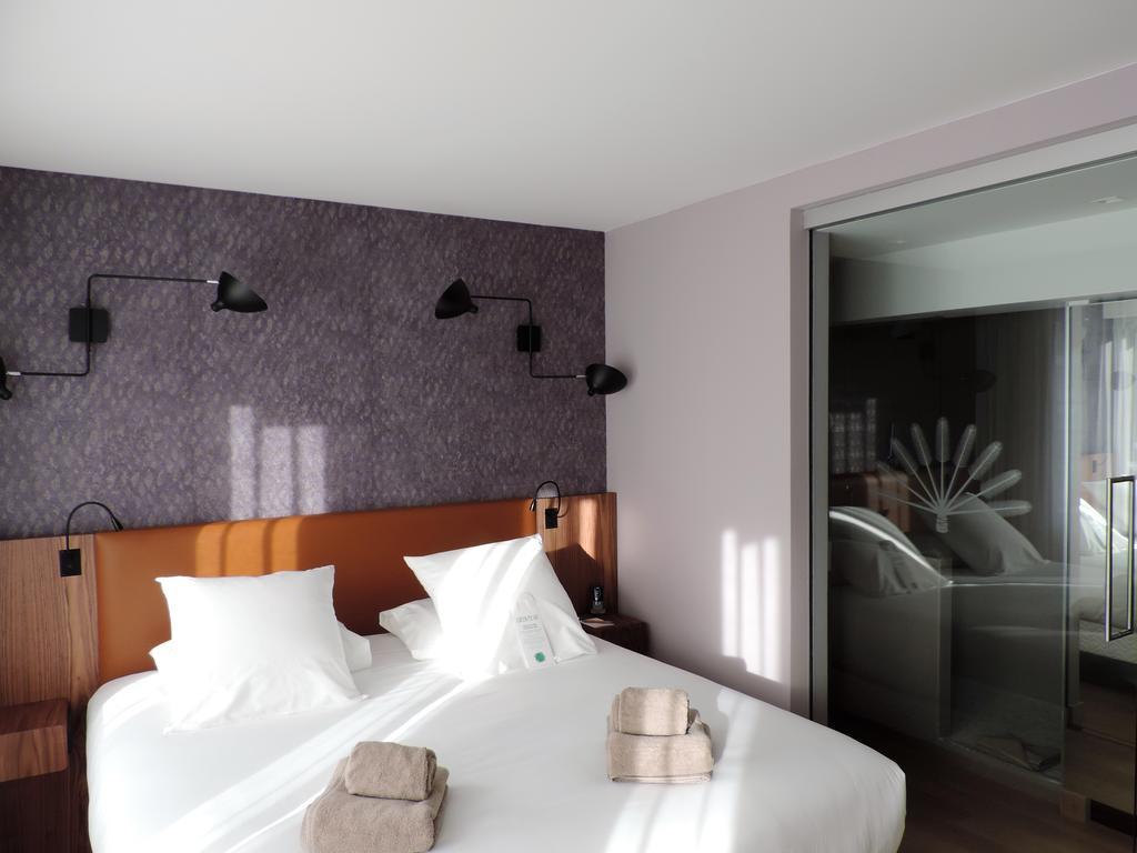 Family Queen Room