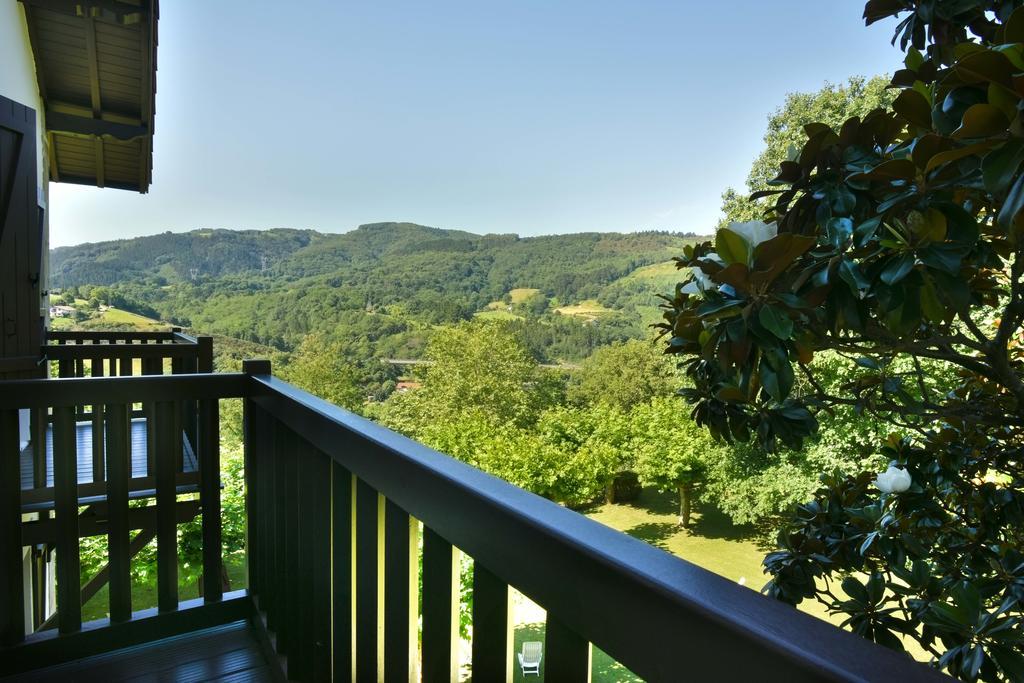 Superior Double or Twin Room Garden View