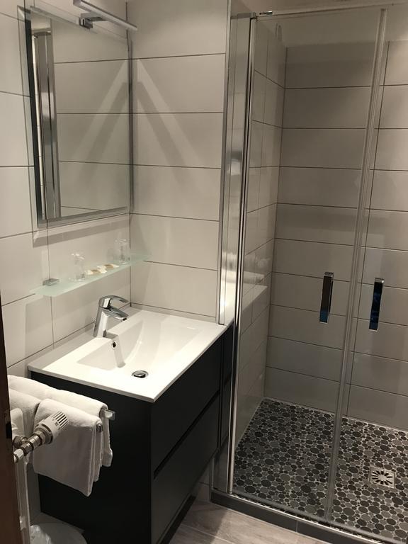 Zweibettzimmer