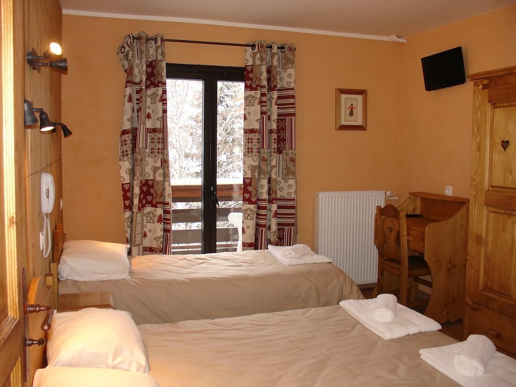 Tweepersoonskamer met 1 of 2 Bedden en Balkon