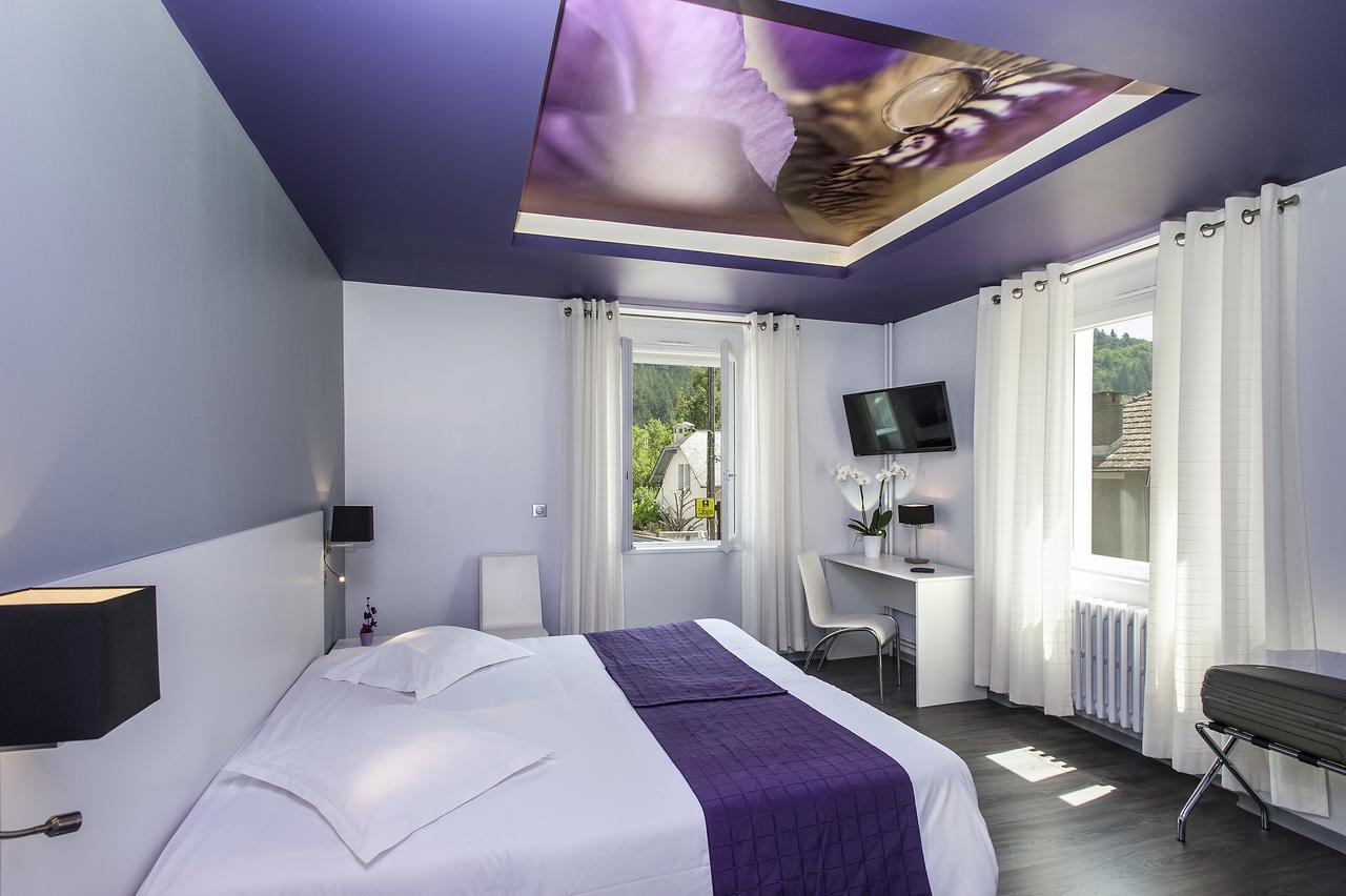 Double or Twin Room Disability Access