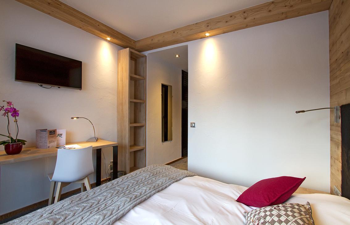 Double Room Balcony Shower Cosy