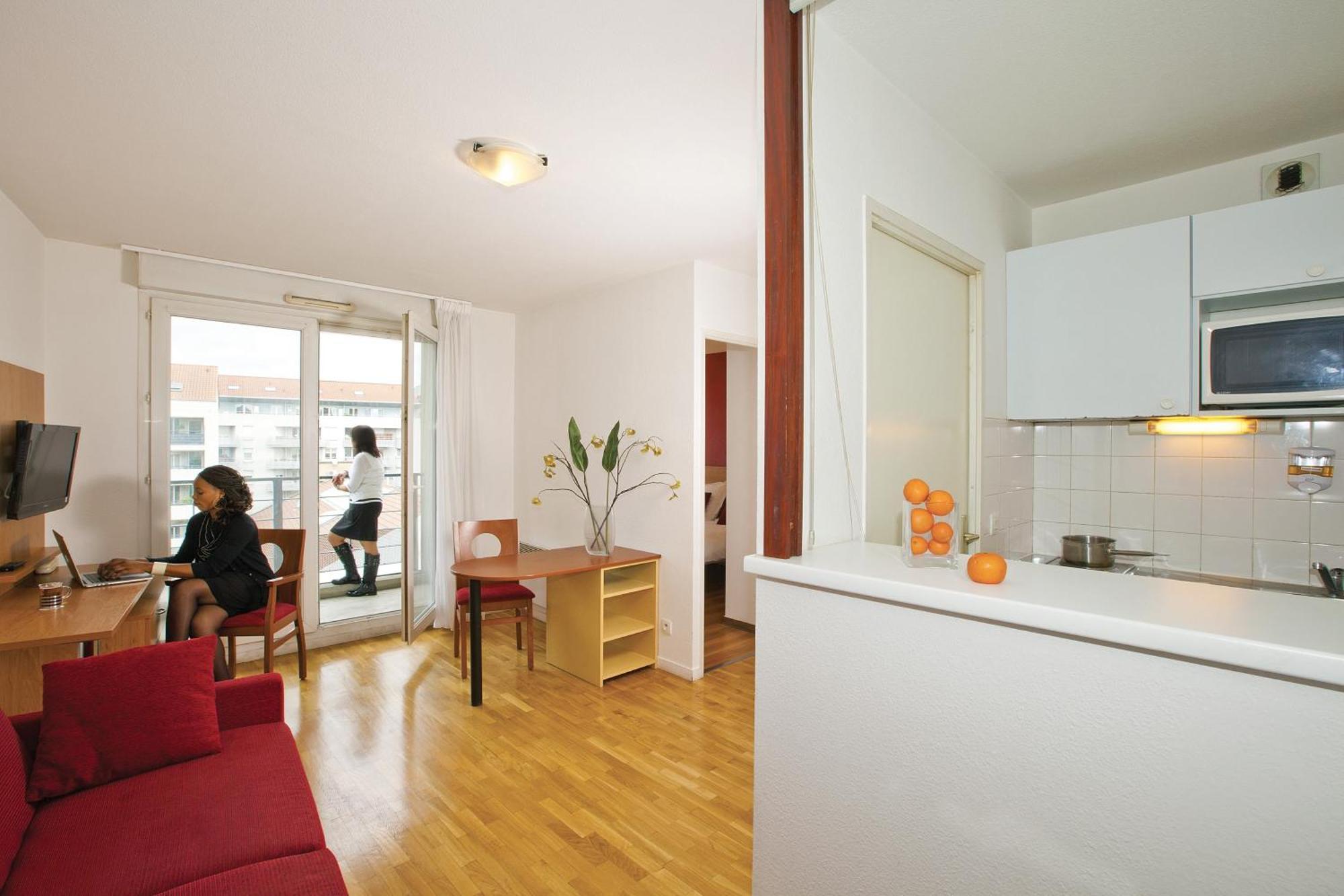 One-Bedroom Apartment (4 Adults)